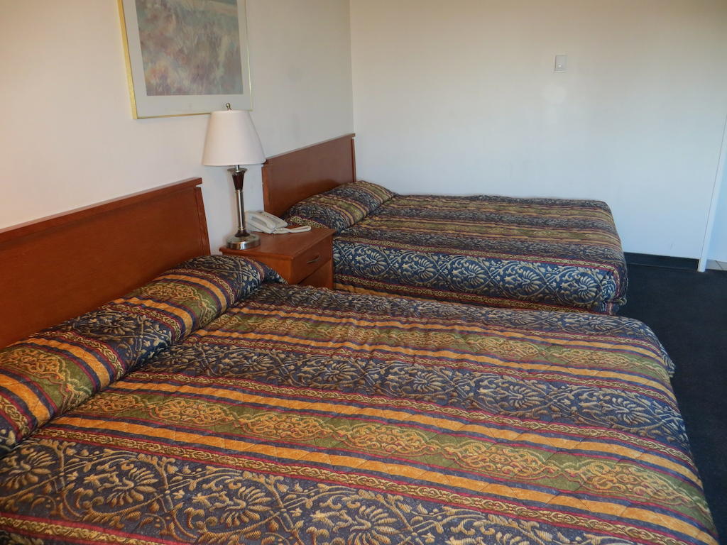 Motel Westgate Edmonton